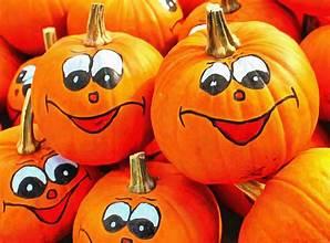 smiling pumpkins
